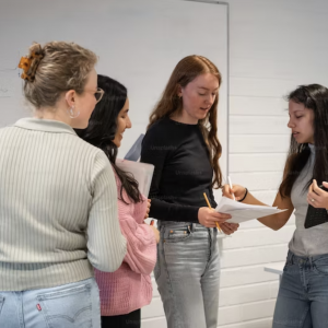 madchen-beim-arbeiten